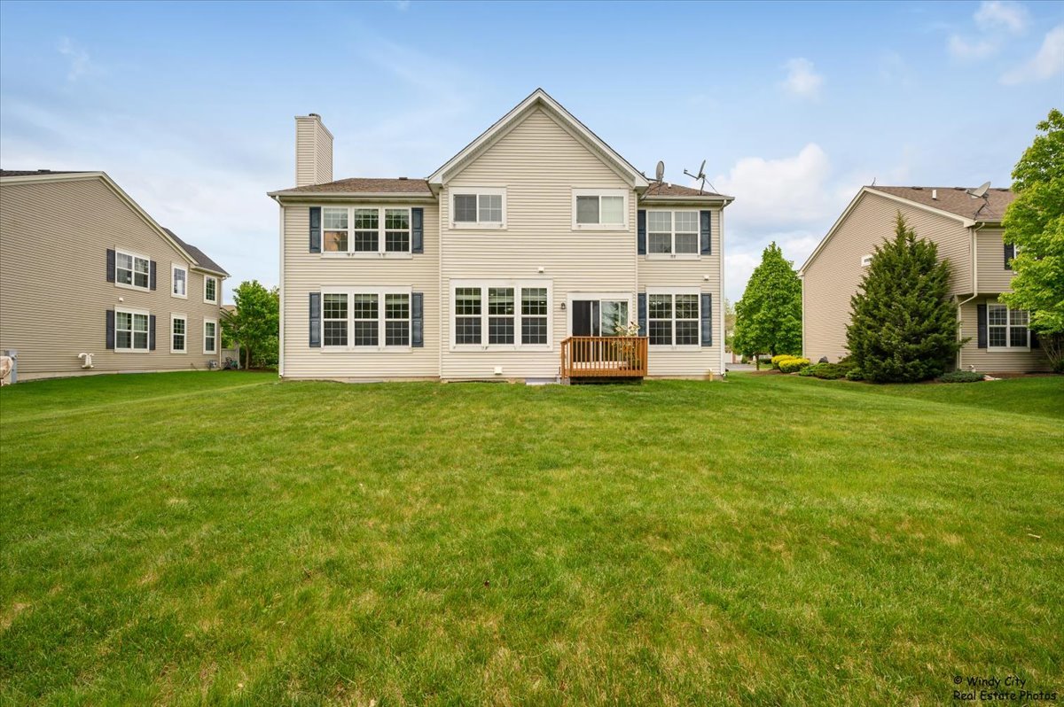 231 Valencia Parkway