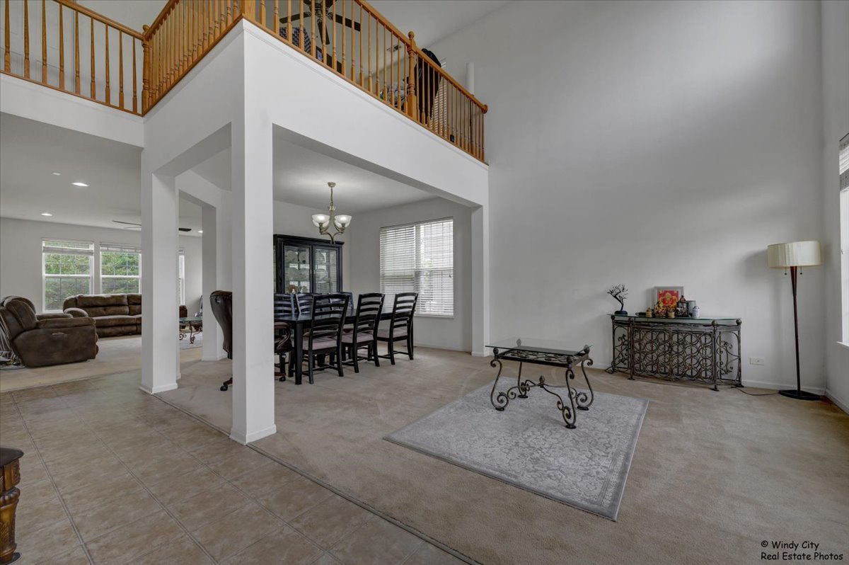 231 Valencia Parkway