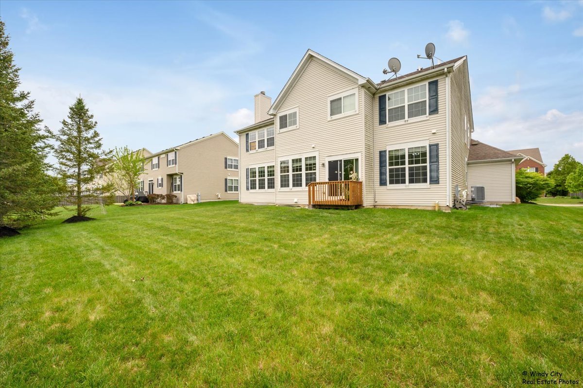 231 Valencia Parkway