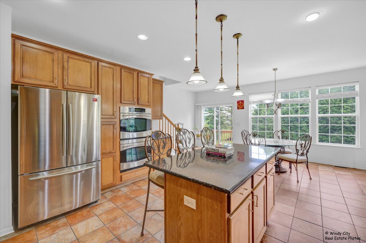 231 Valencia Parkway