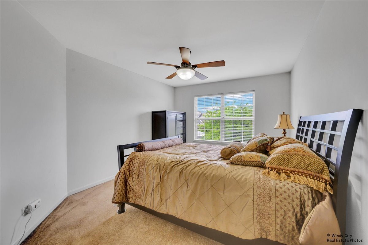 231 Valencia Parkway