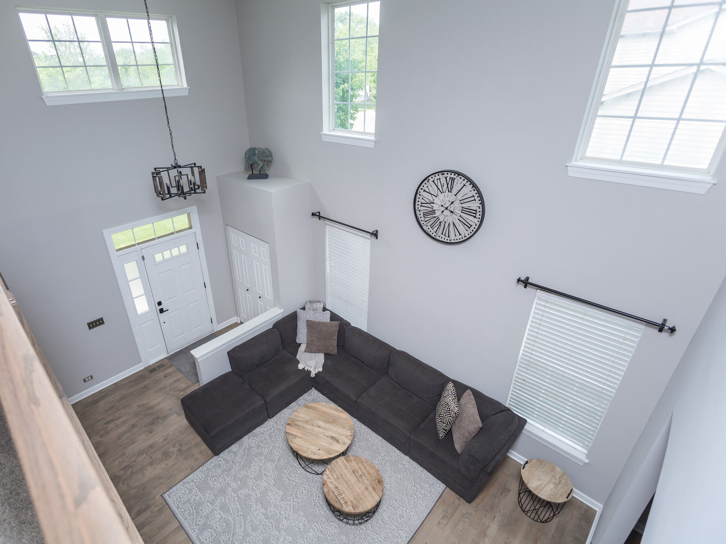 879 Oak Ridge Boulevard