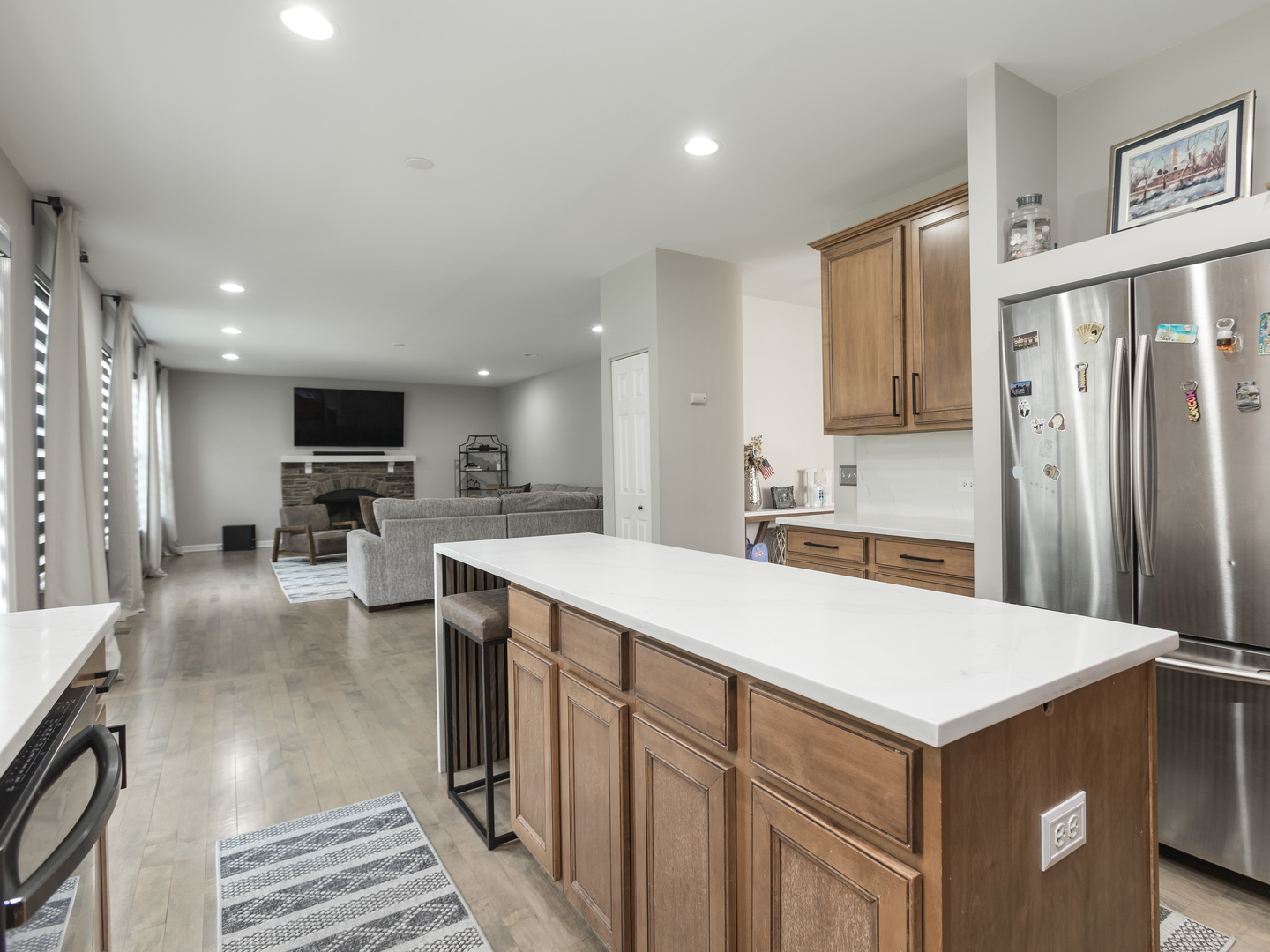 879 Oak Ridge Boulevard