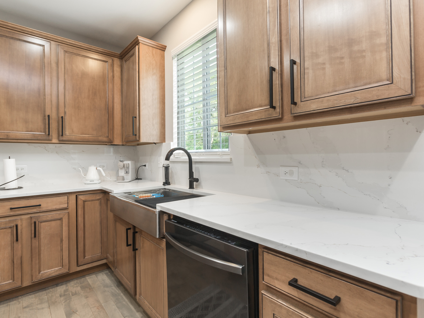 879 Oak Ridge Boulevard