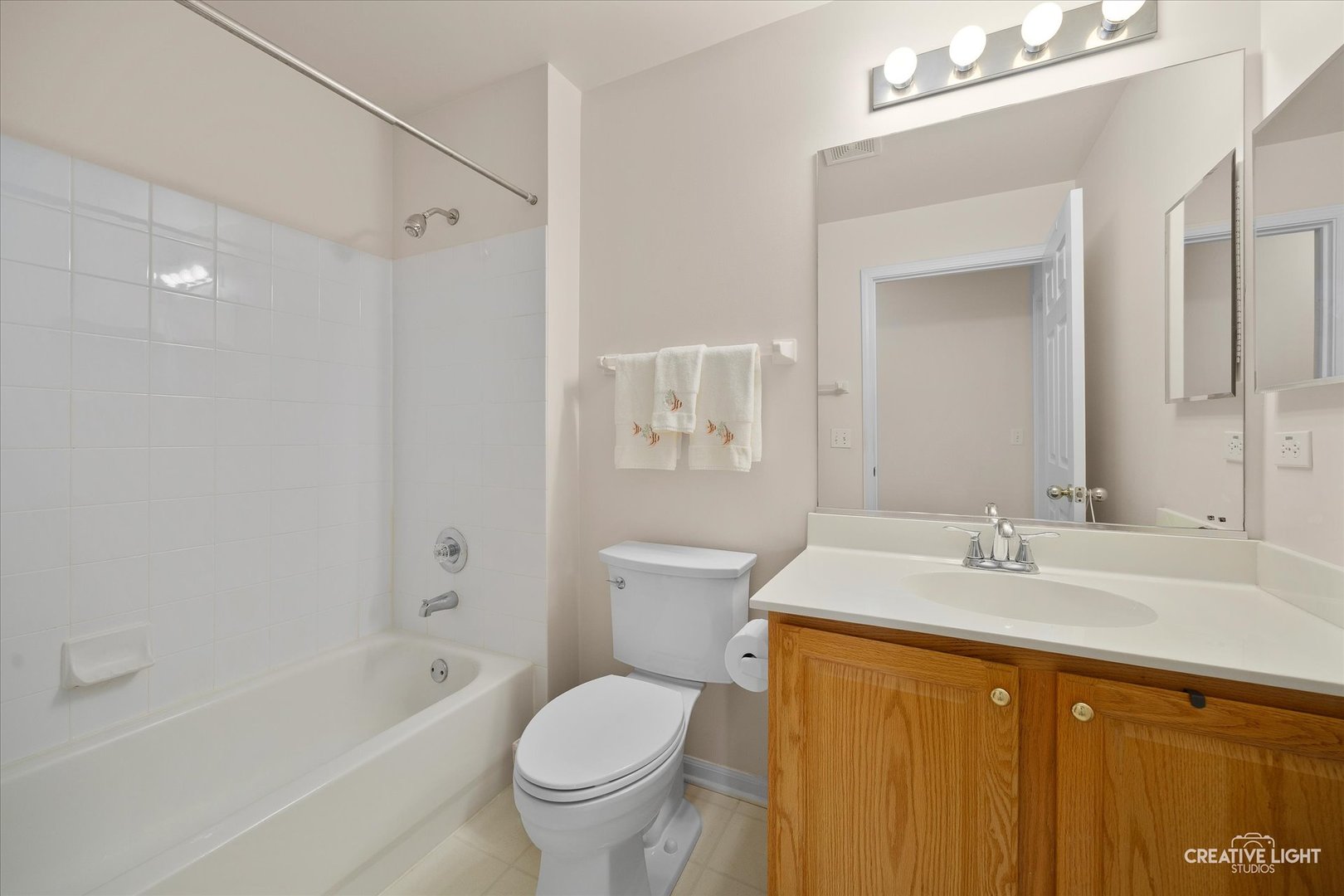 937 Huntington Drive