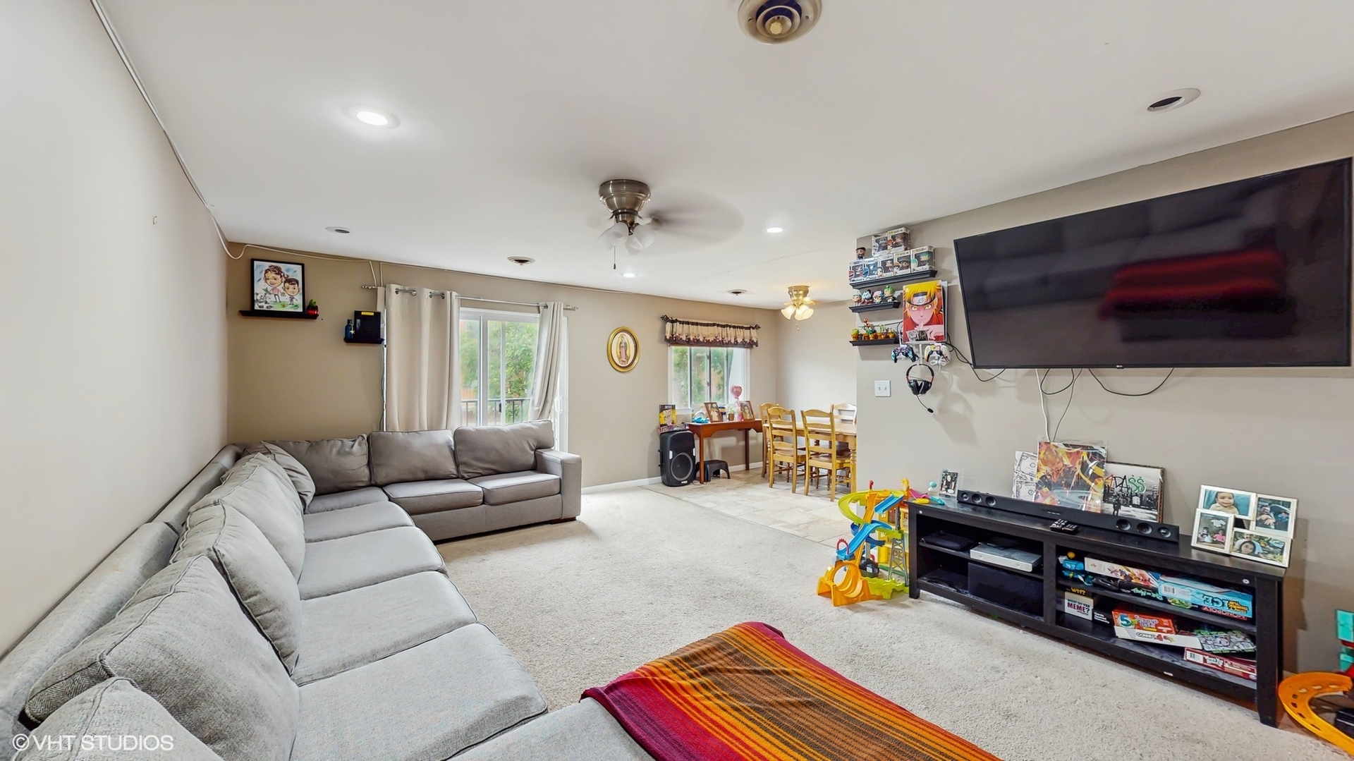 9621 S Karlov Avenue Unit: 303