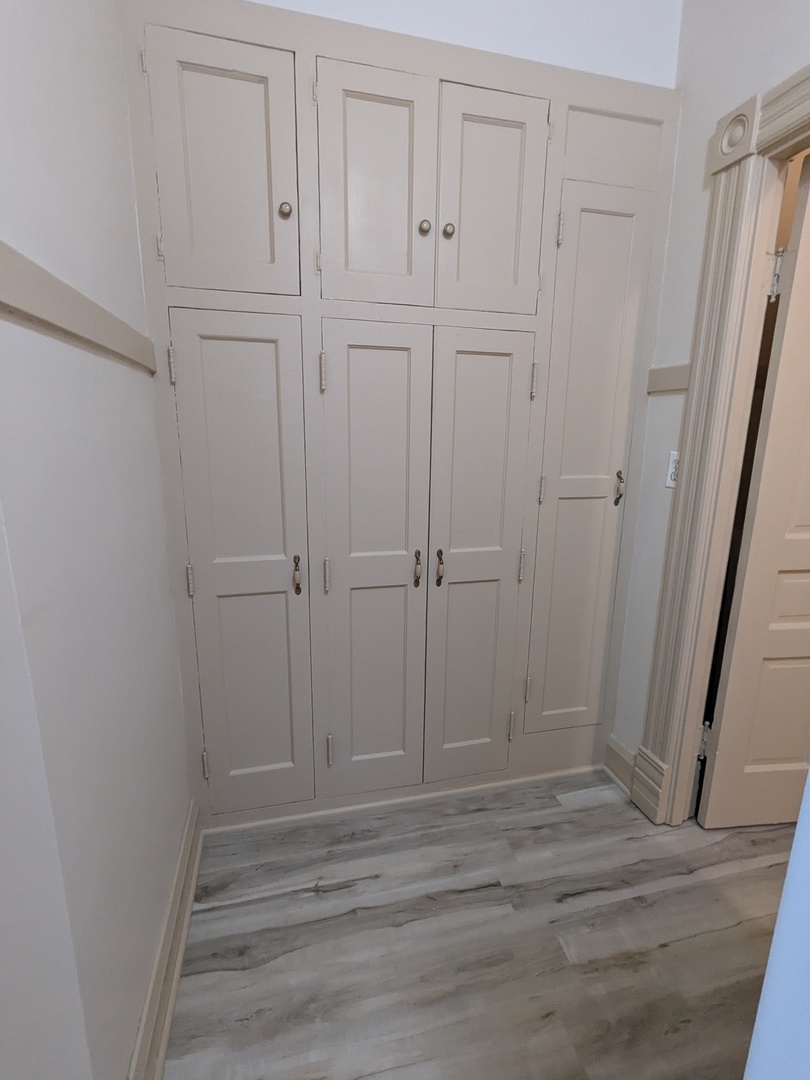 328 W Saint Charles Road Unit: B-2