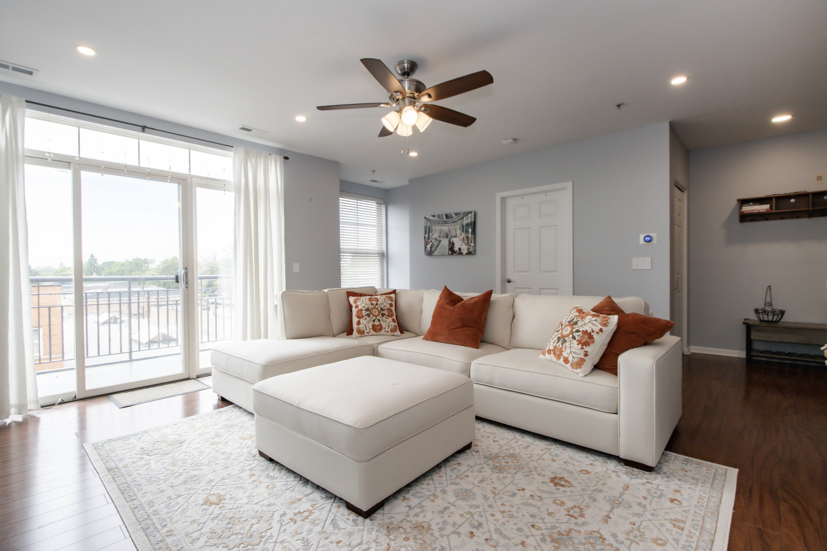 7243 Madison Street Unit: 415