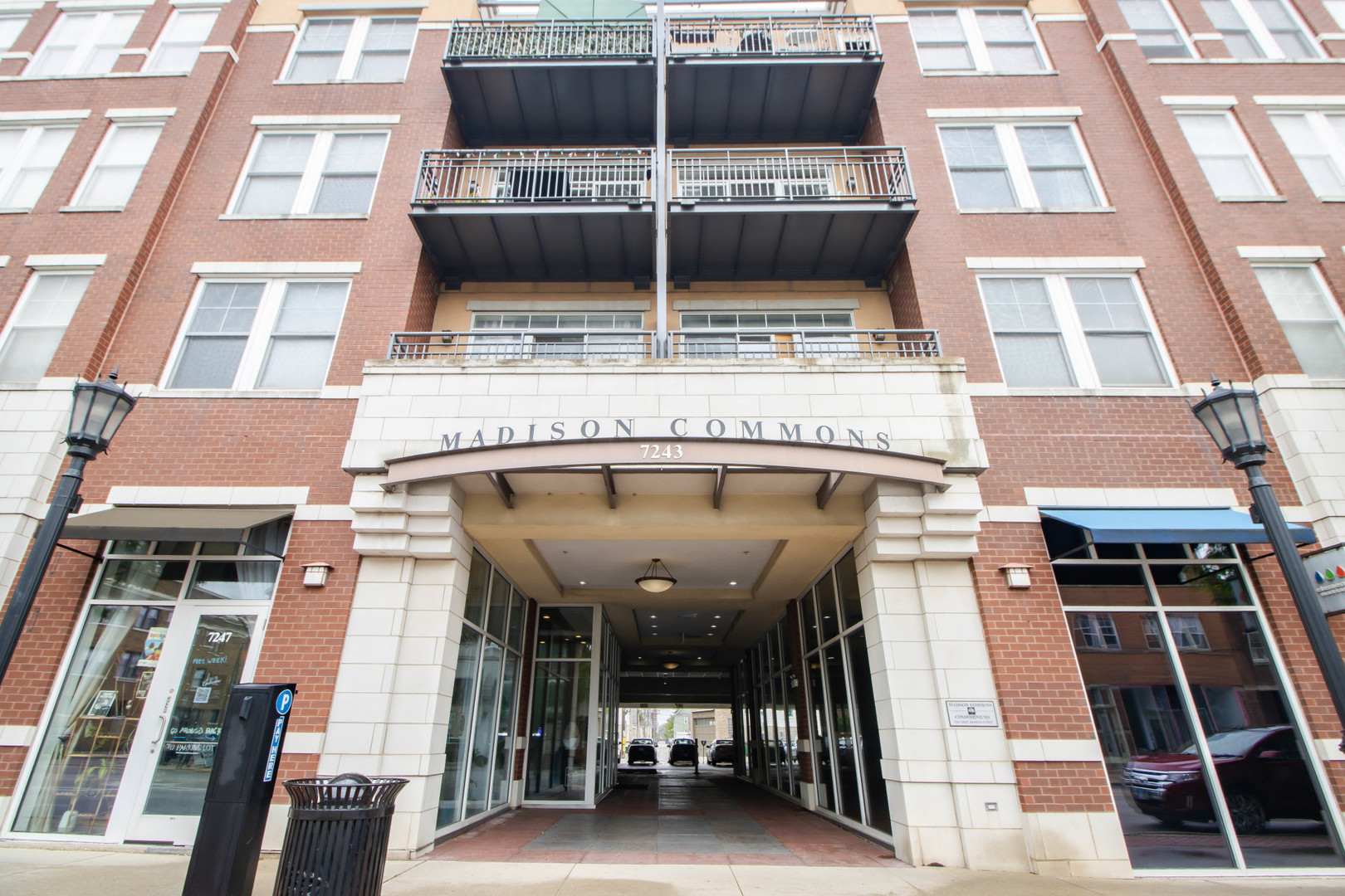 7243 Madison Street Unit: 415