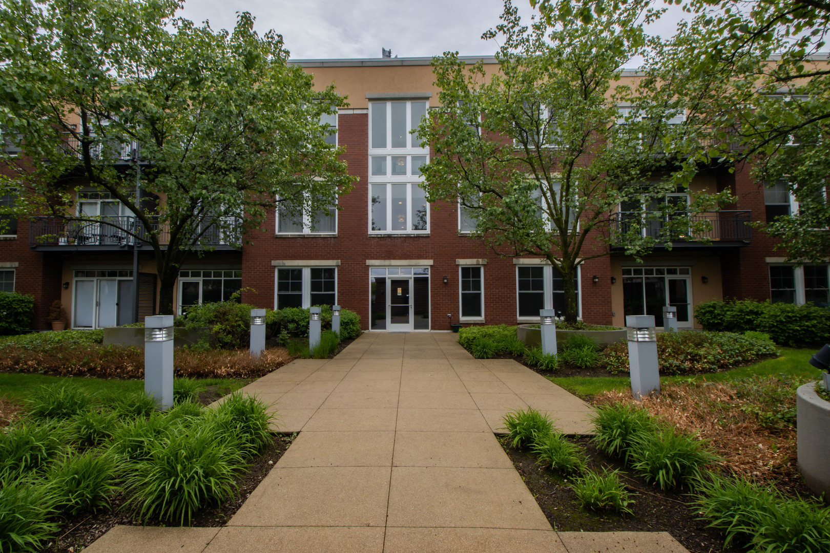 7243 Madison Street Unit: 415