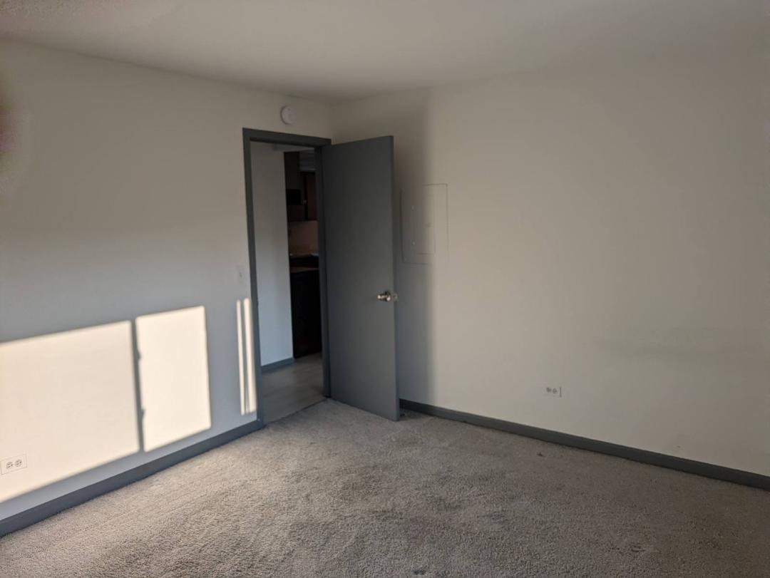 21W185 Tee Lane Unit: C