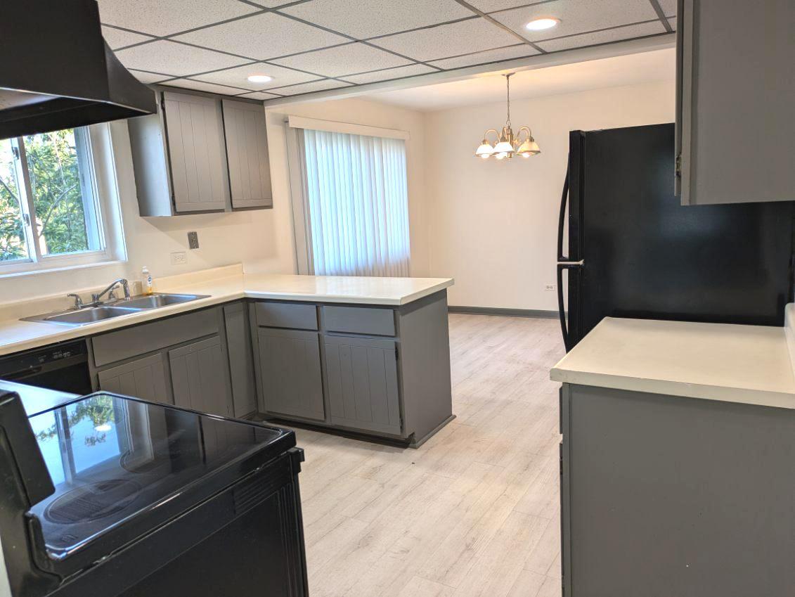 21W185 Tee Lane Unit: C