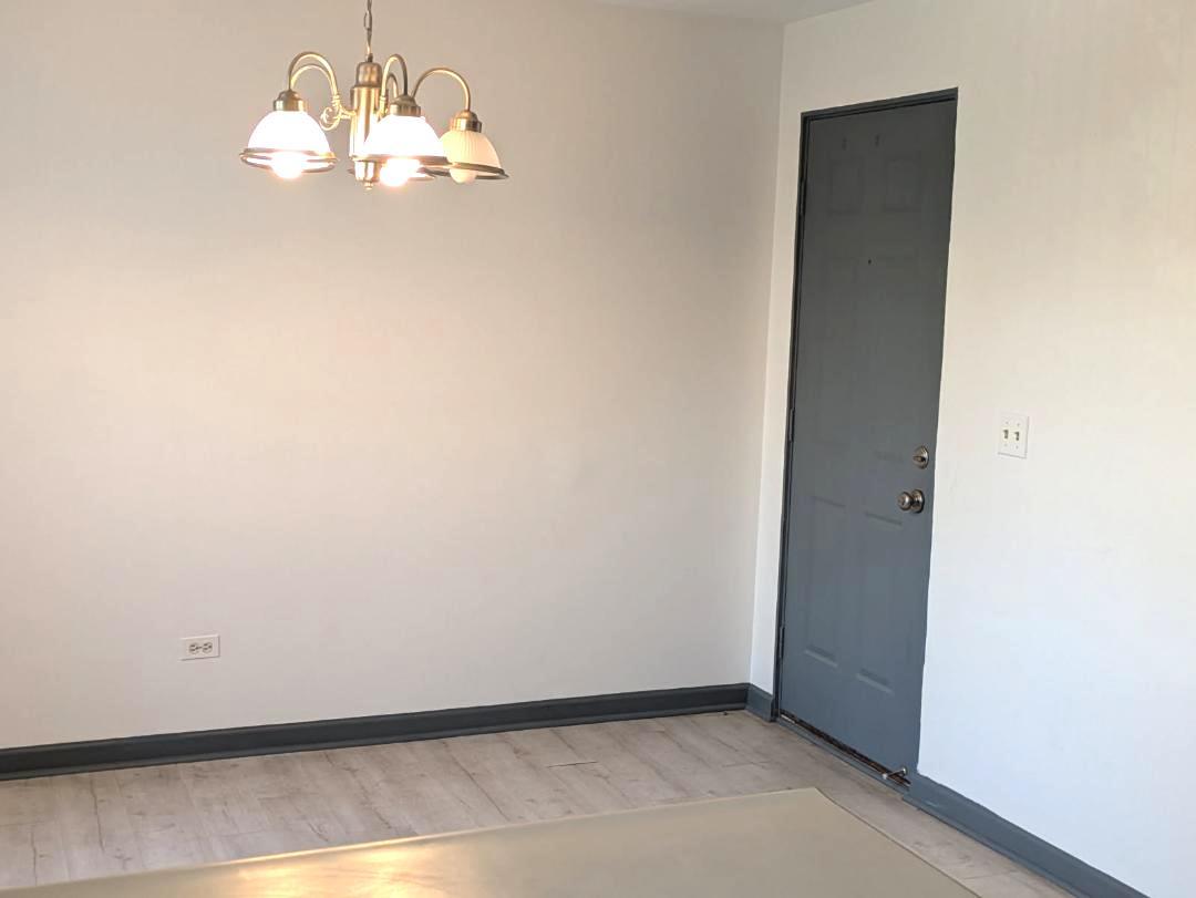 21W185 Tee Lane Unit: A