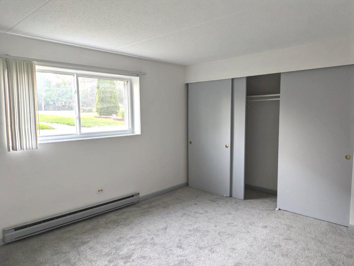 21W185 Tee Lane Unit: A