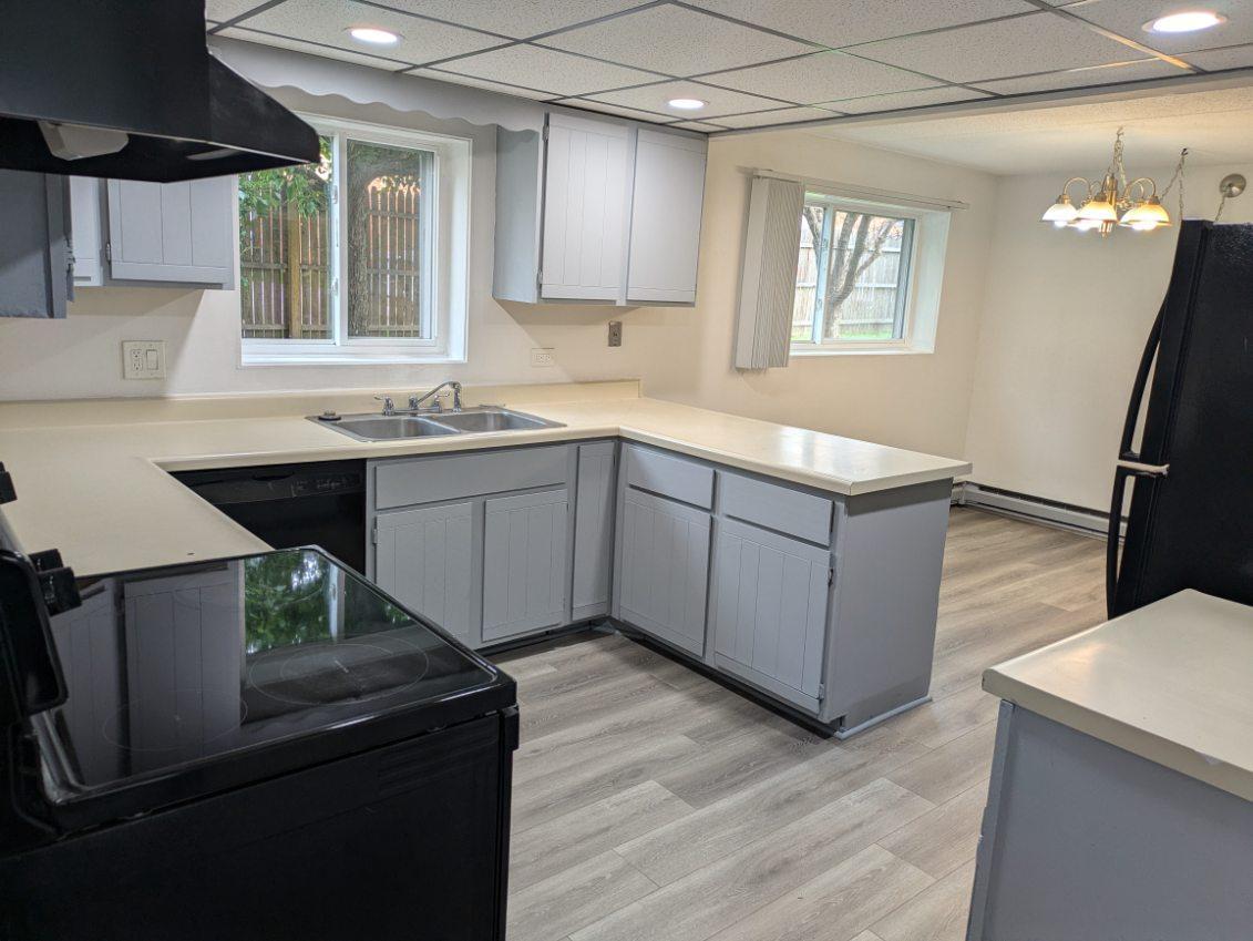 21W185 Tee Lane Unit: A