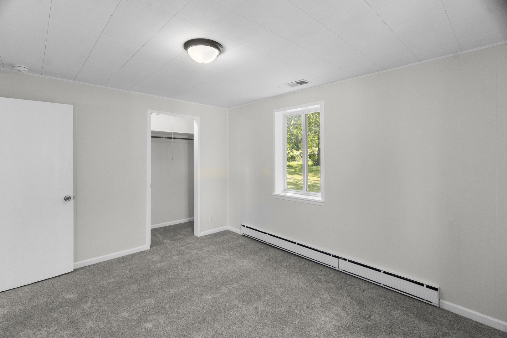 930 S CHATHAM Avenue