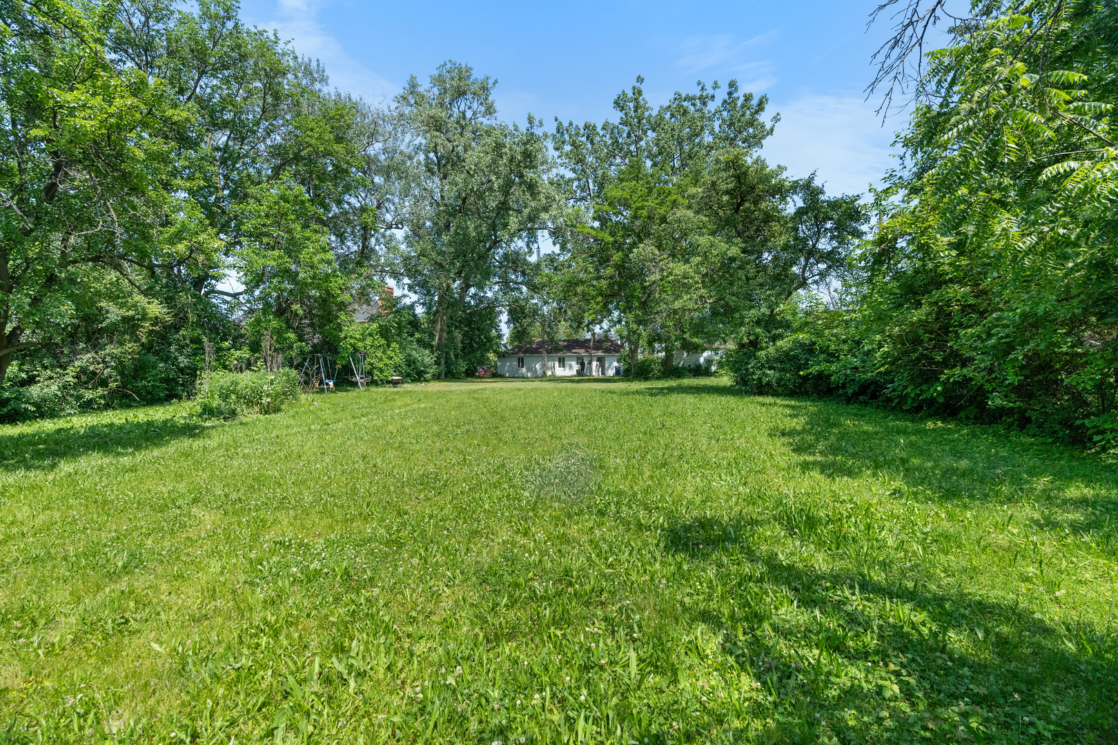 930 S CHATHAM Avenue