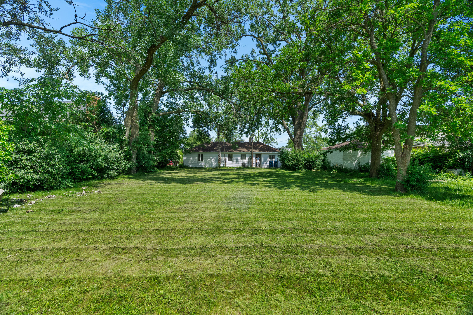 930 S CHATHAM Avenue