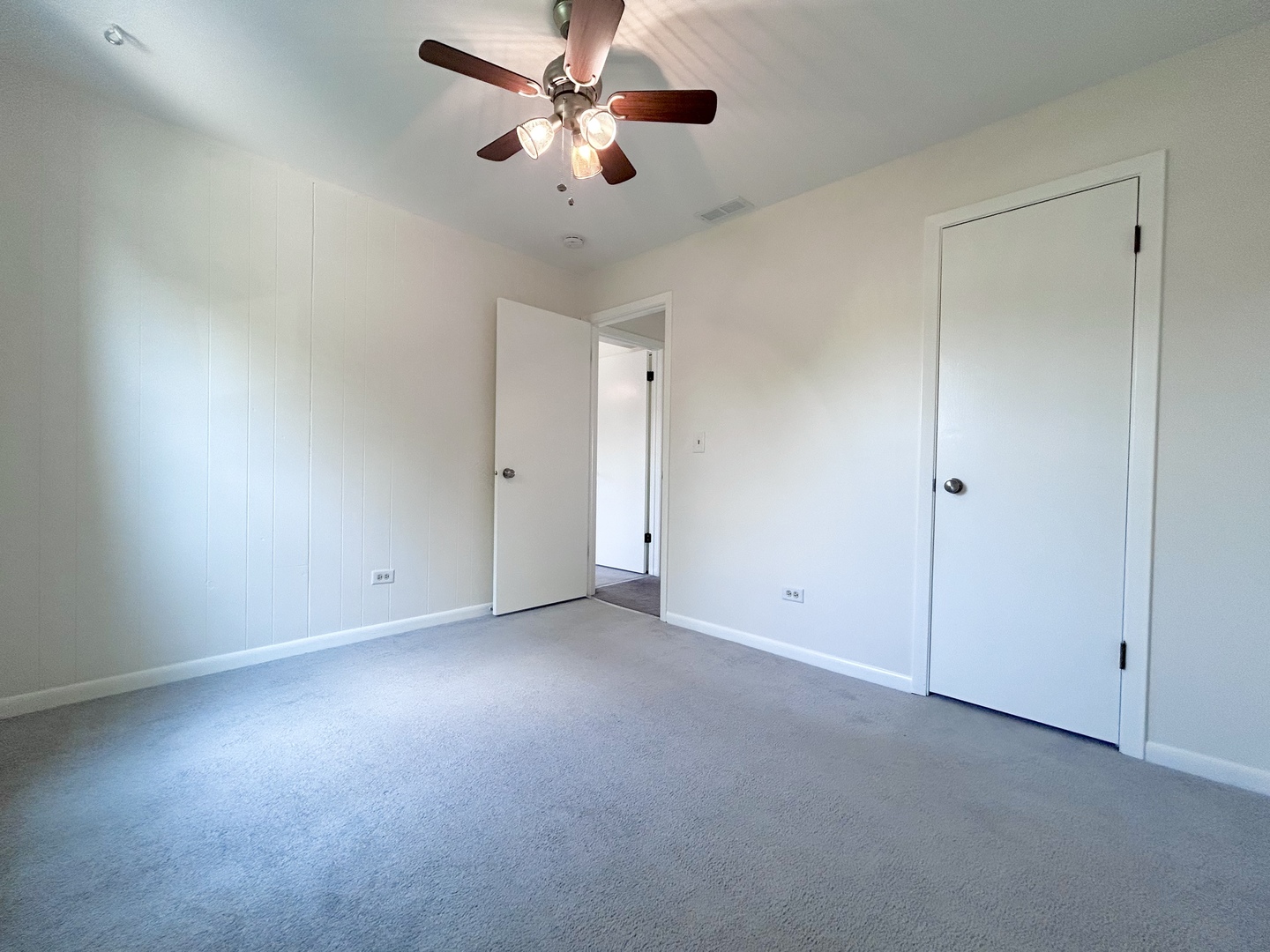 5820 Wilshire Court Unit: B