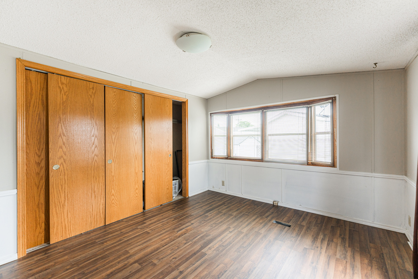 27w370 Geneva Road Unit: 43