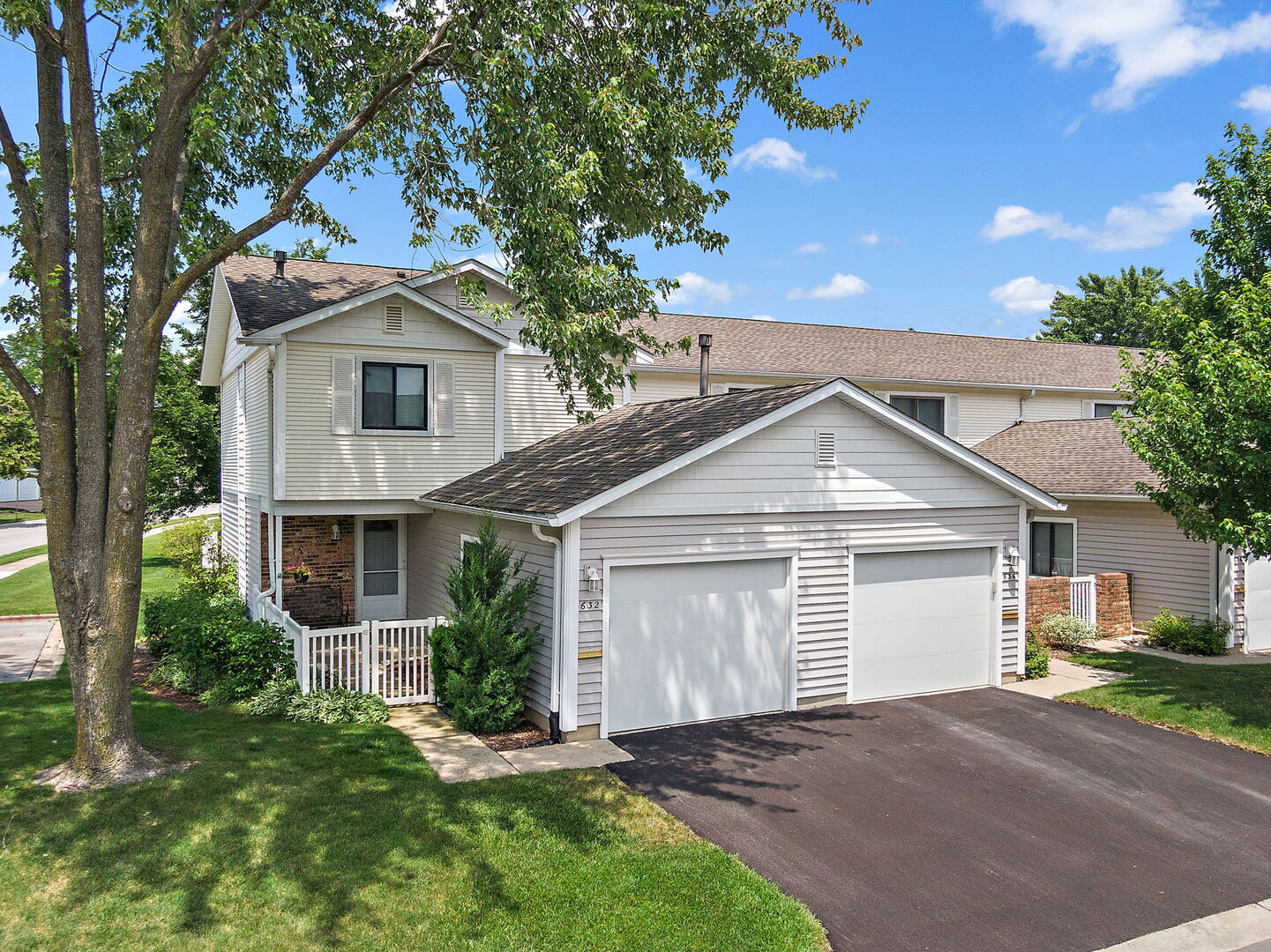 632 Bridgeview Point