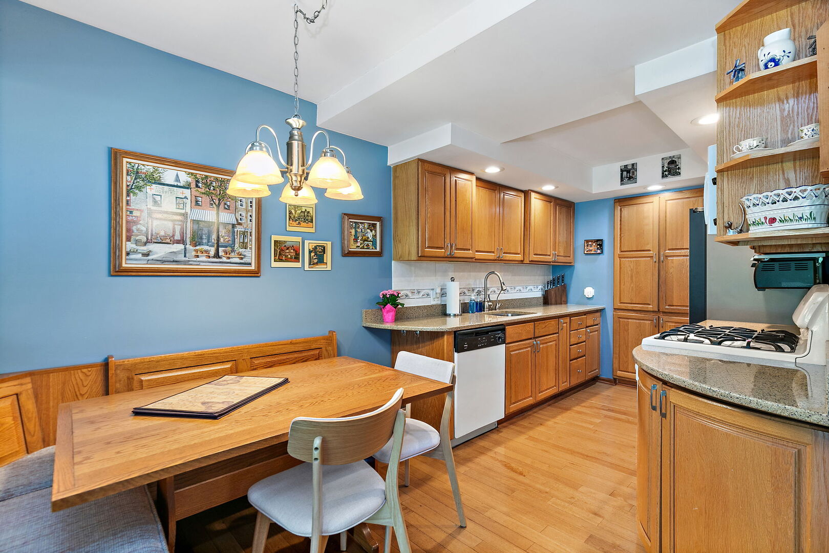 632 Bridgeview Point