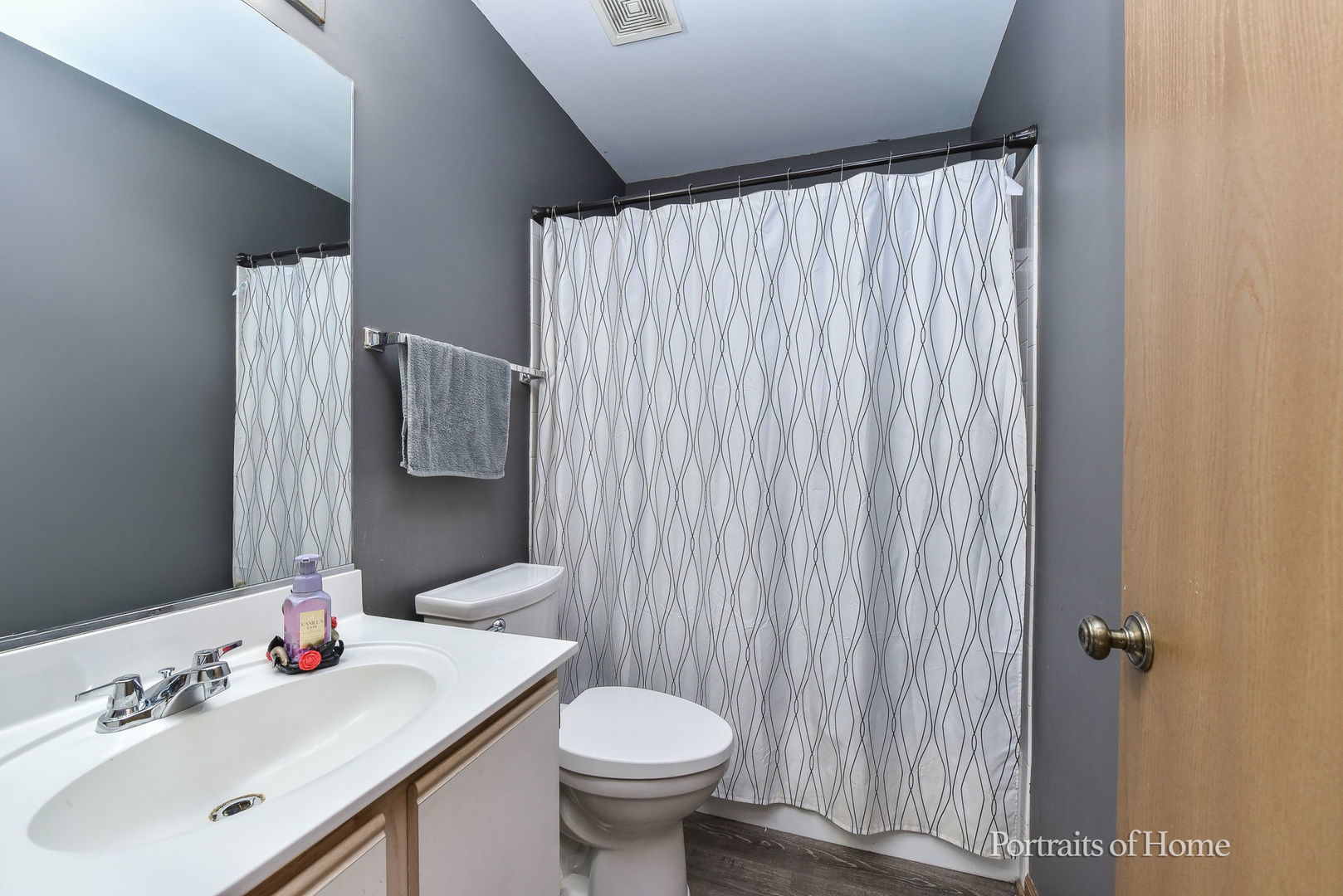 22200 W Norwich Court