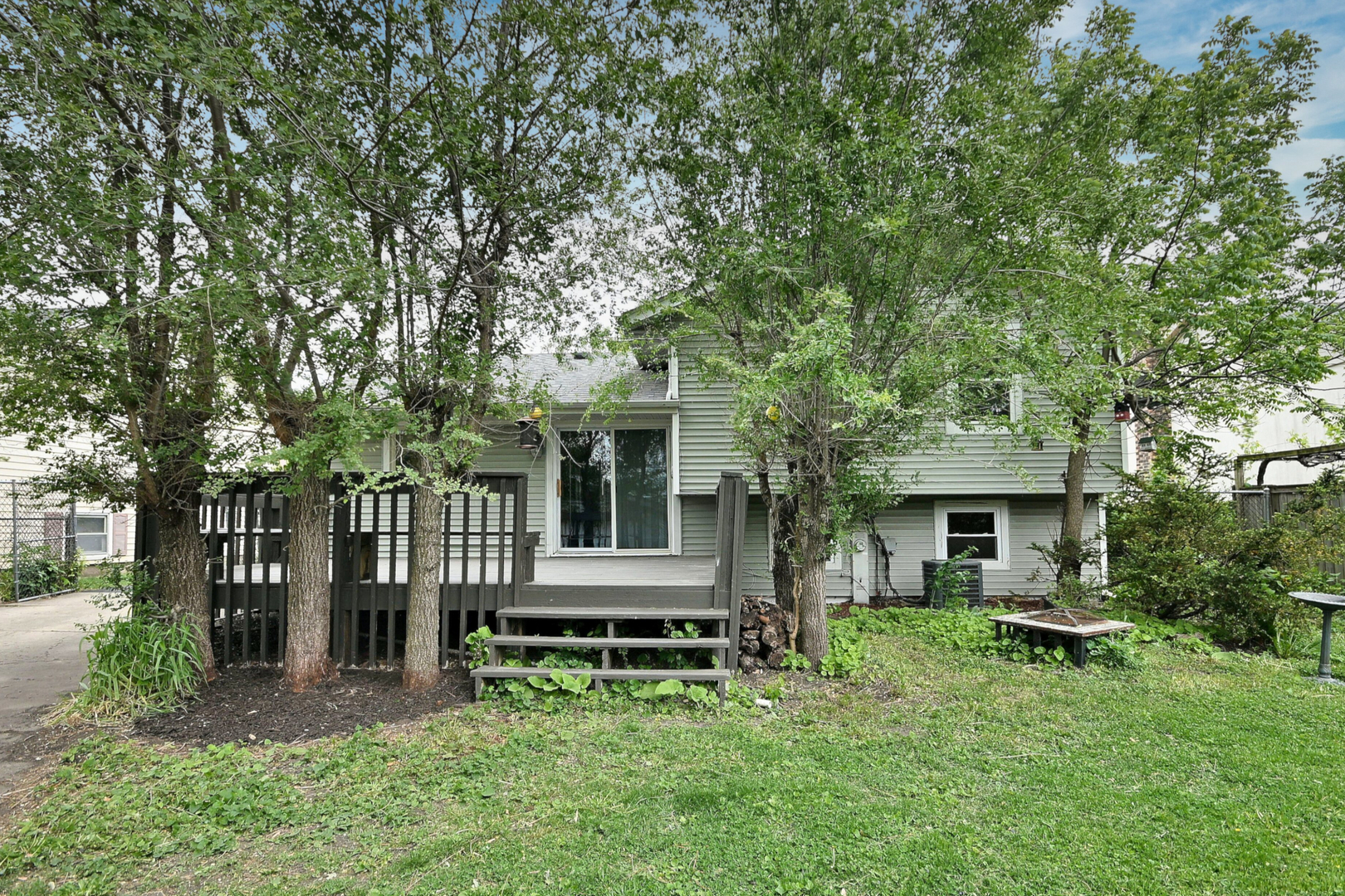 20564 N Elizabeth Avenue