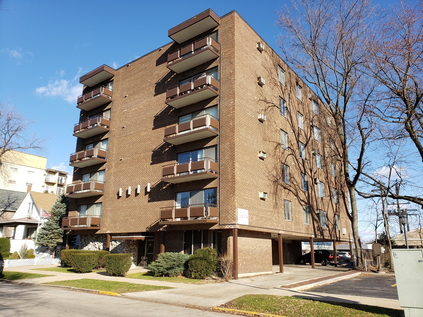 336 Lathrop Avenue Unit: 505