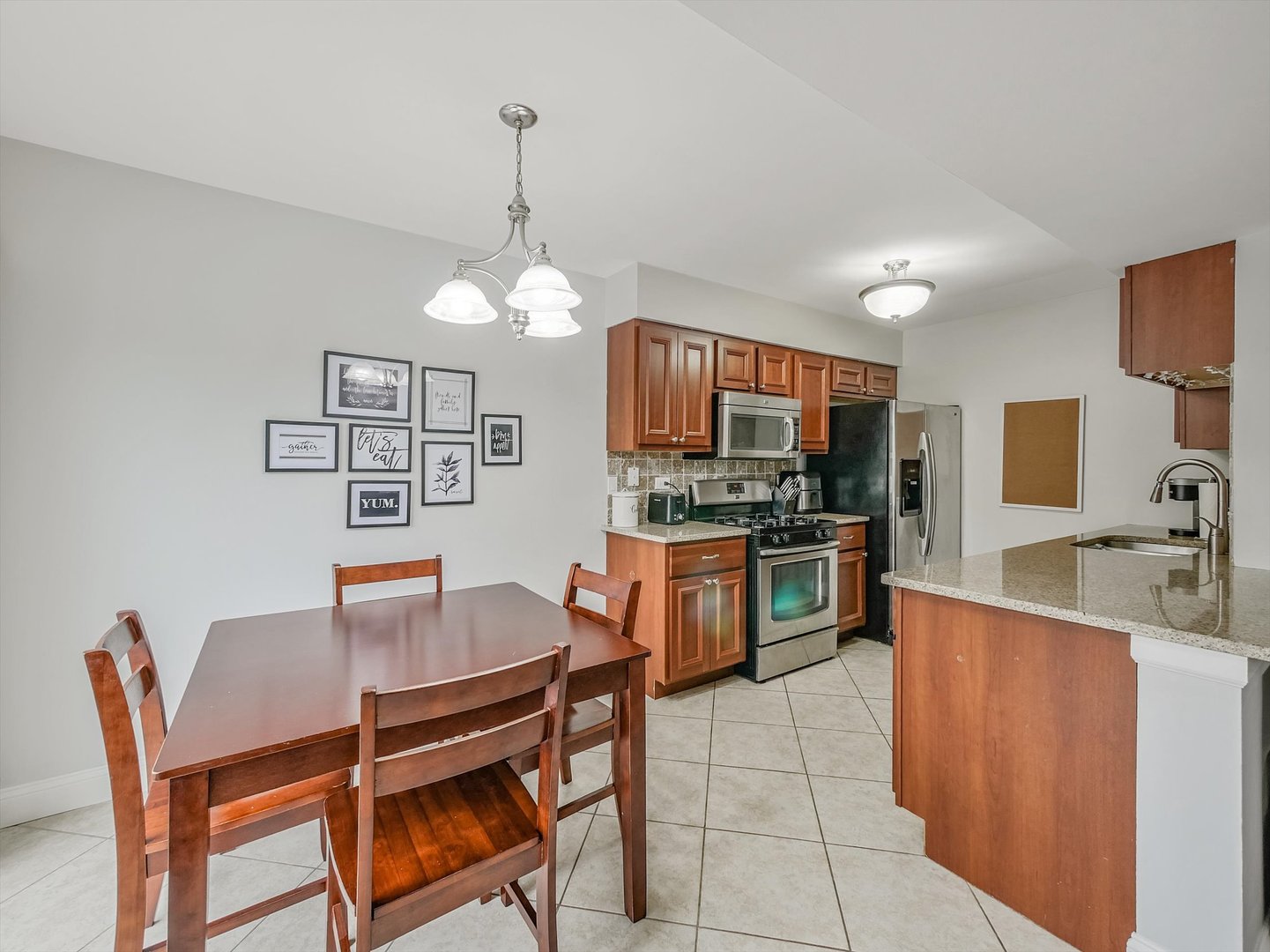 282 E Shag Bark Lane