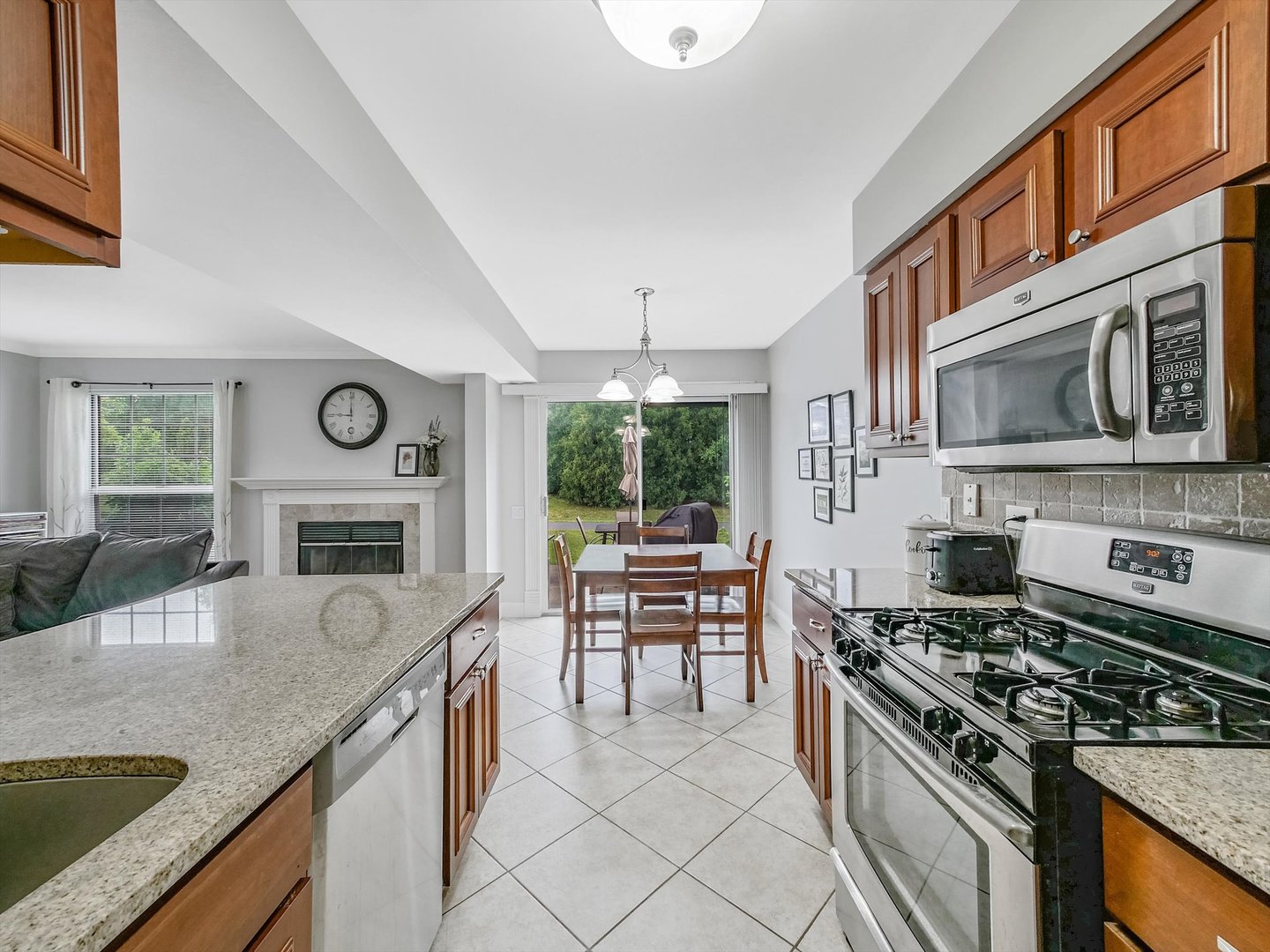 282 E Shag Bark Lane