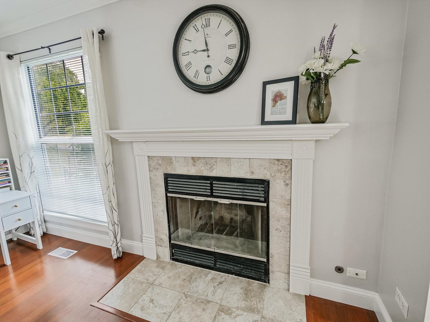 282 E Shag Bark Lane