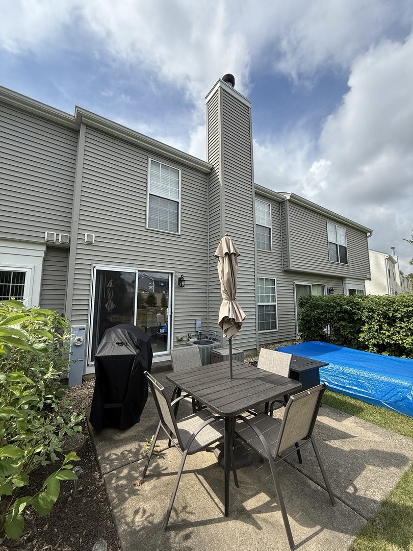 282 E Shag Bark Lane