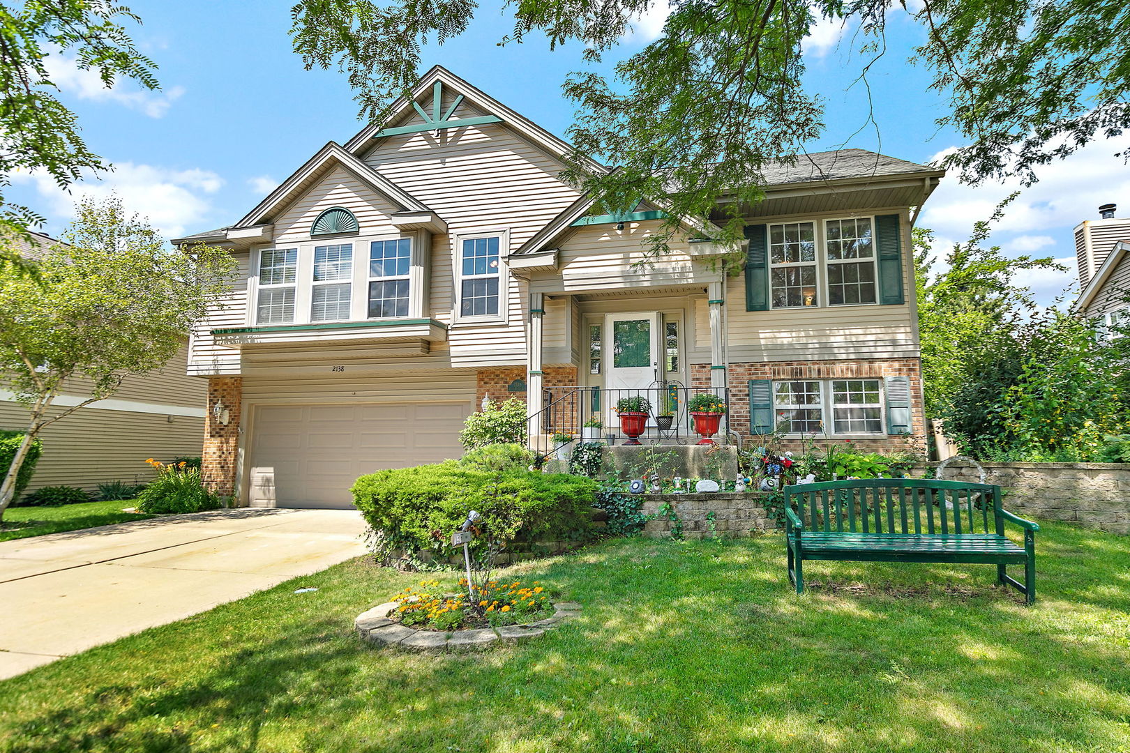 2138 Green Bridge Lane