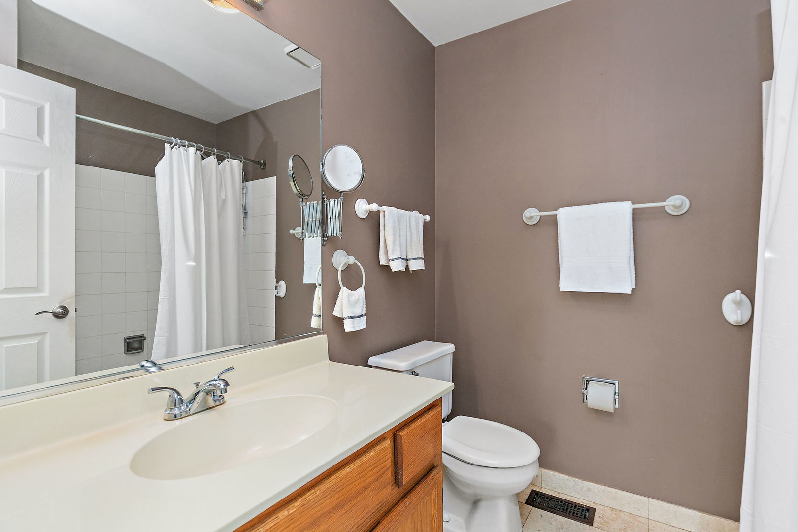 2138 Green Bridge Lane