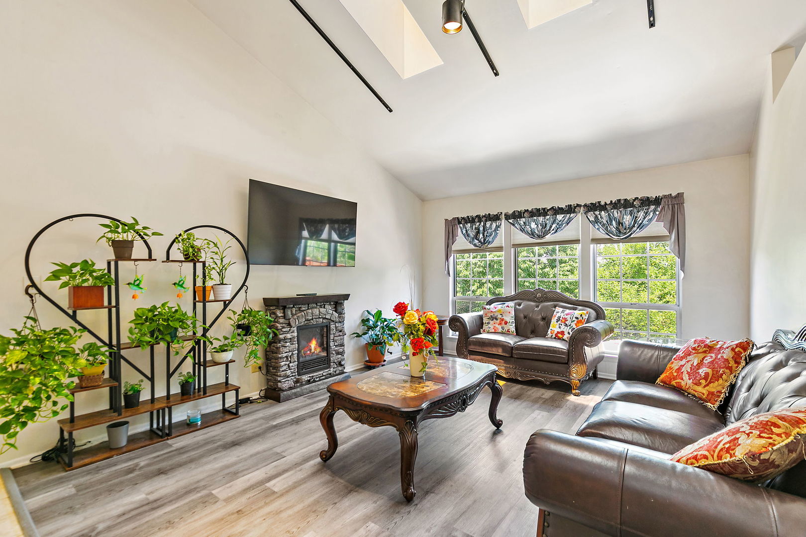 2138 Green Bridge Lane