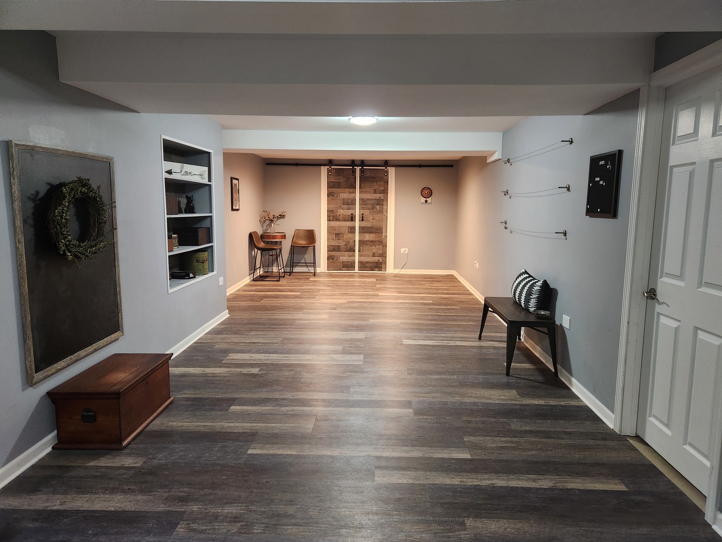 982 Oak Ridge Boulevard