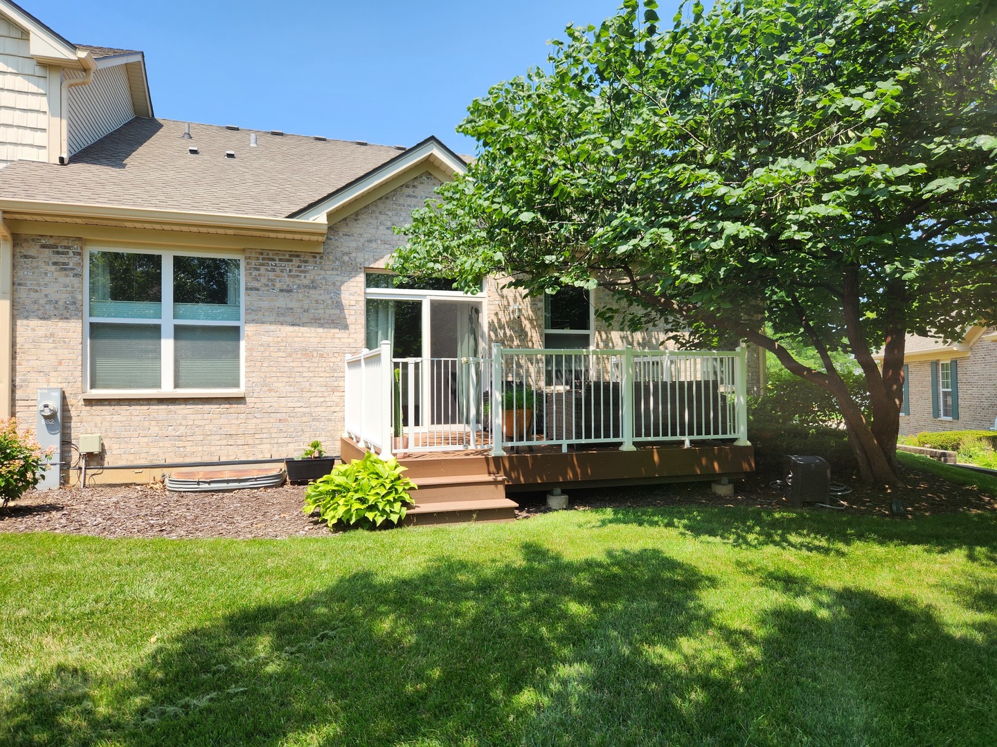 982 Oak Ridge Boulevard