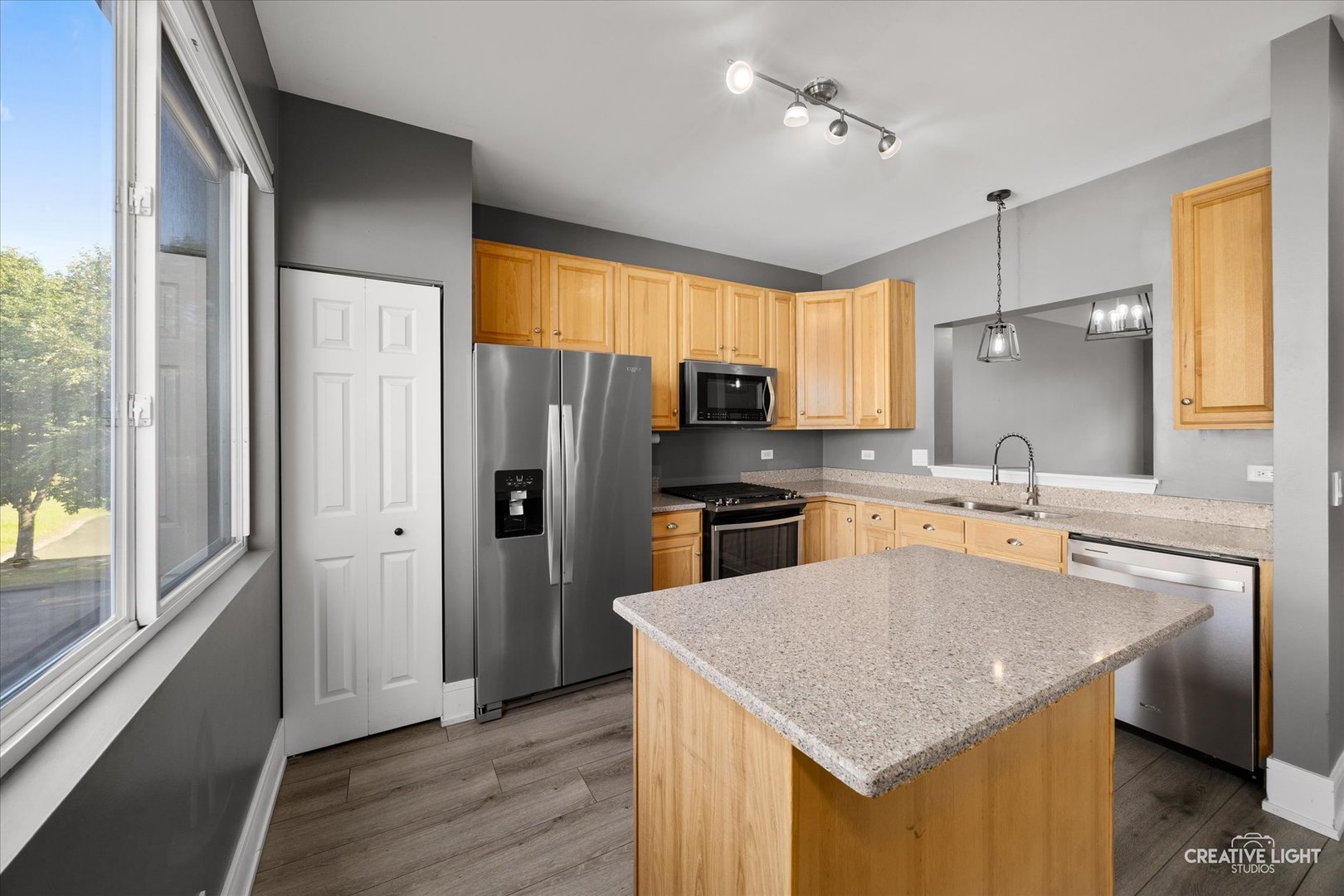 28792 W Pondview Drive