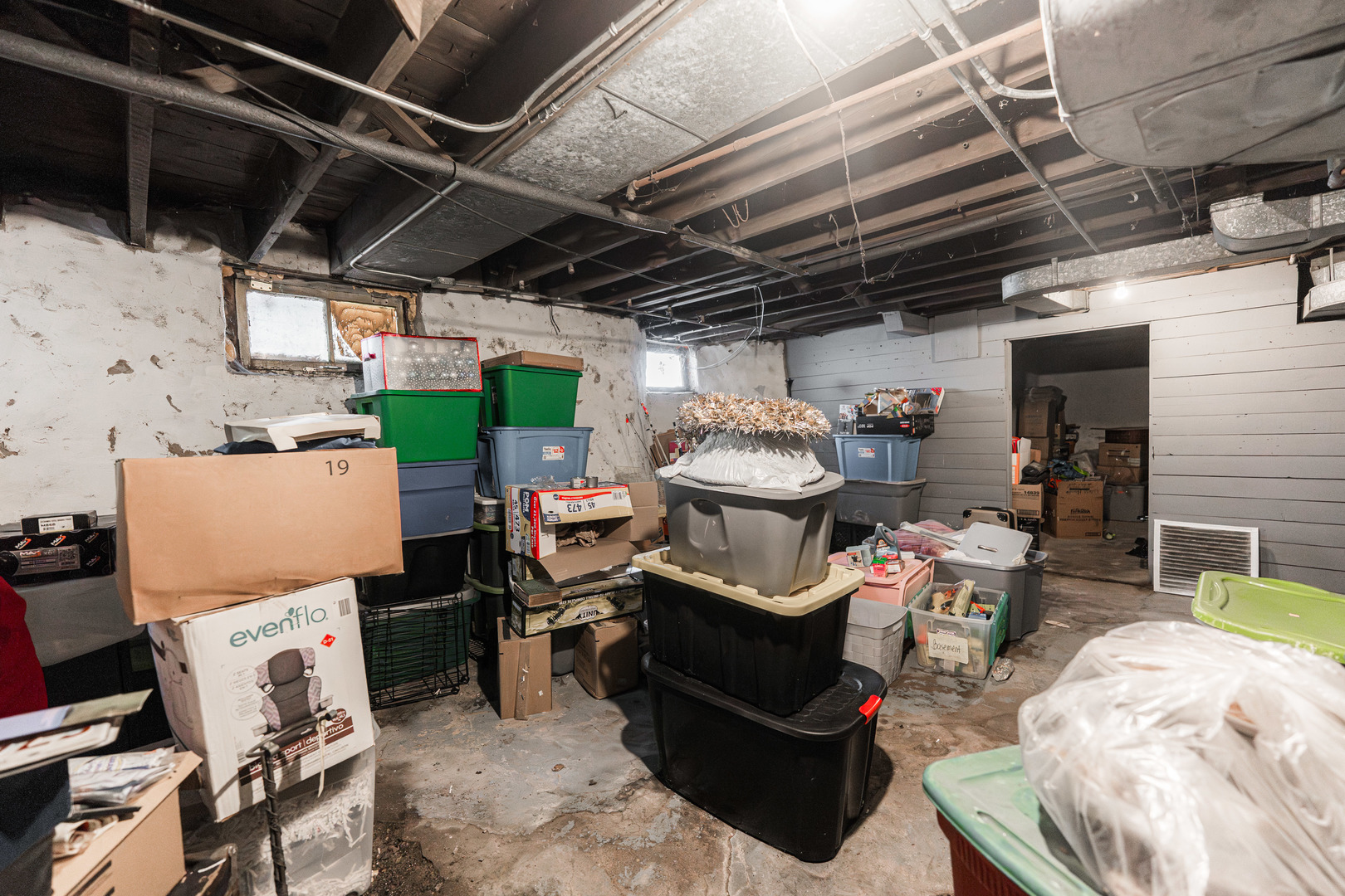 356-358 N SPRING Street