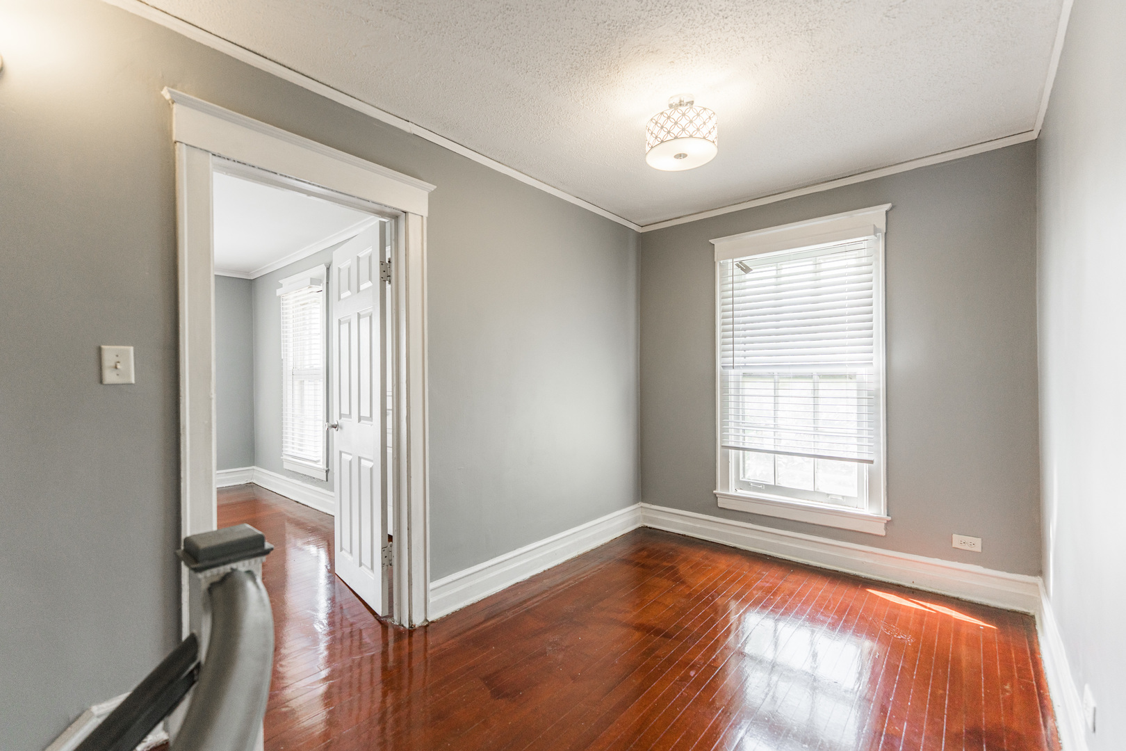 356-358 N SPRING Street