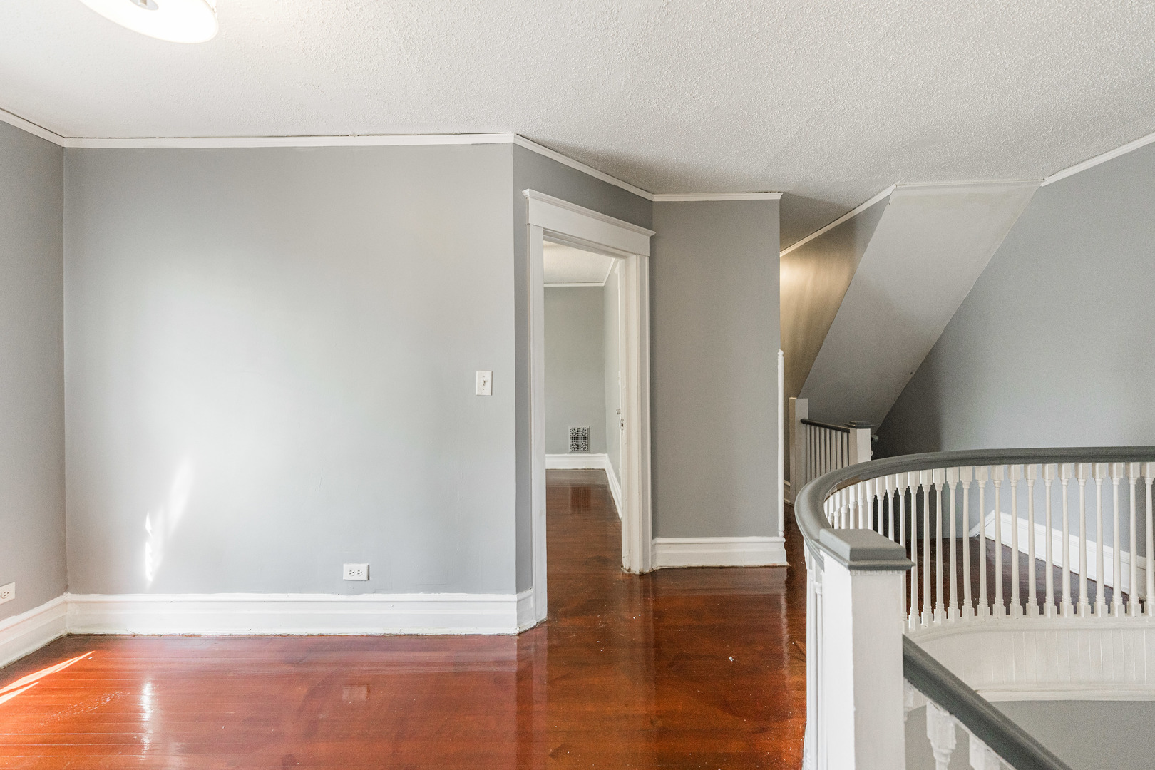 356-358 N SPRING Street