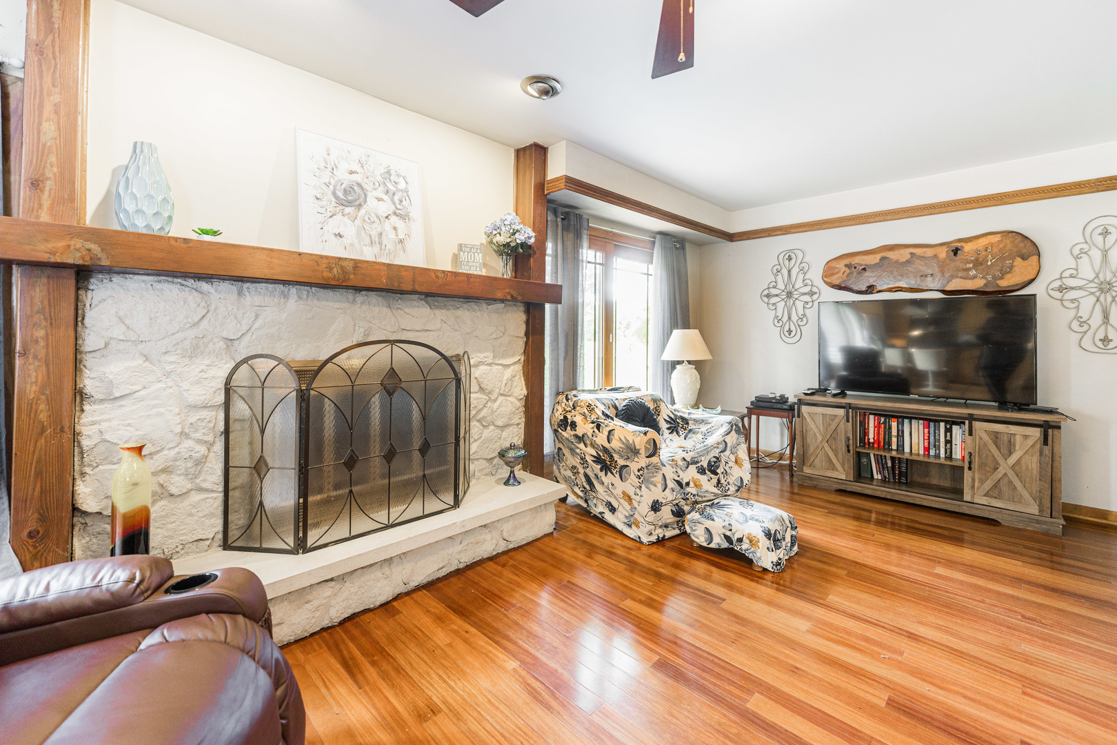 1205 N Scarlet Drive