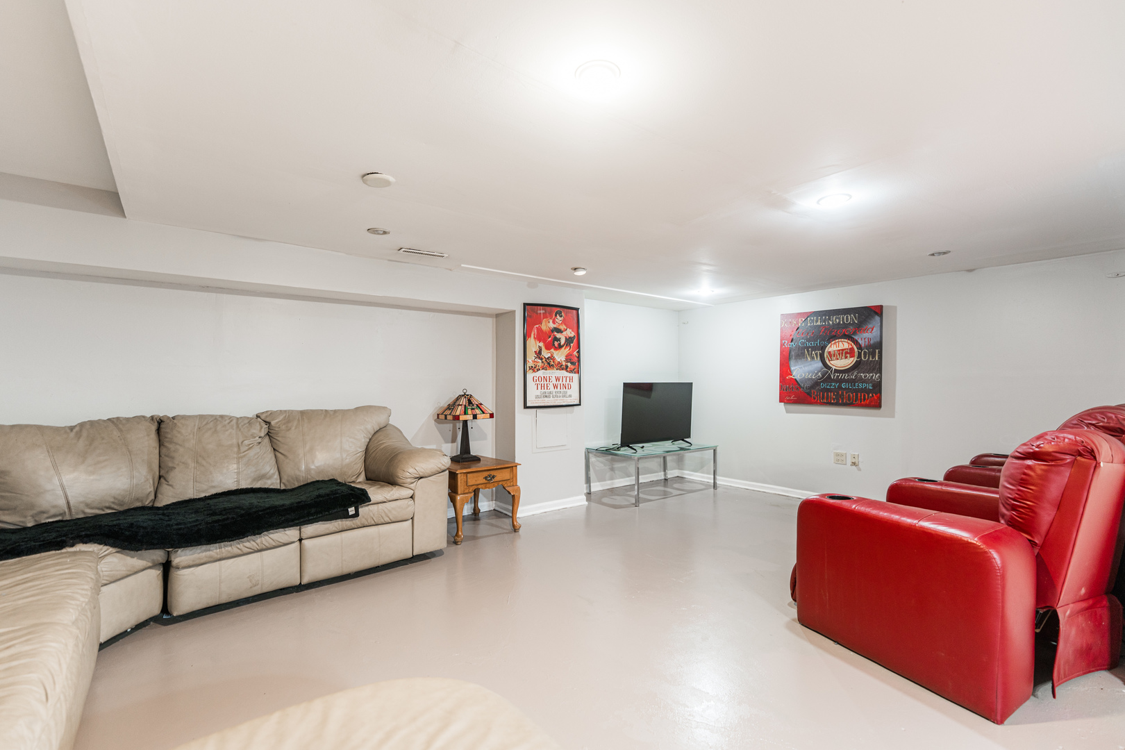 1205 N Scarlet Drive