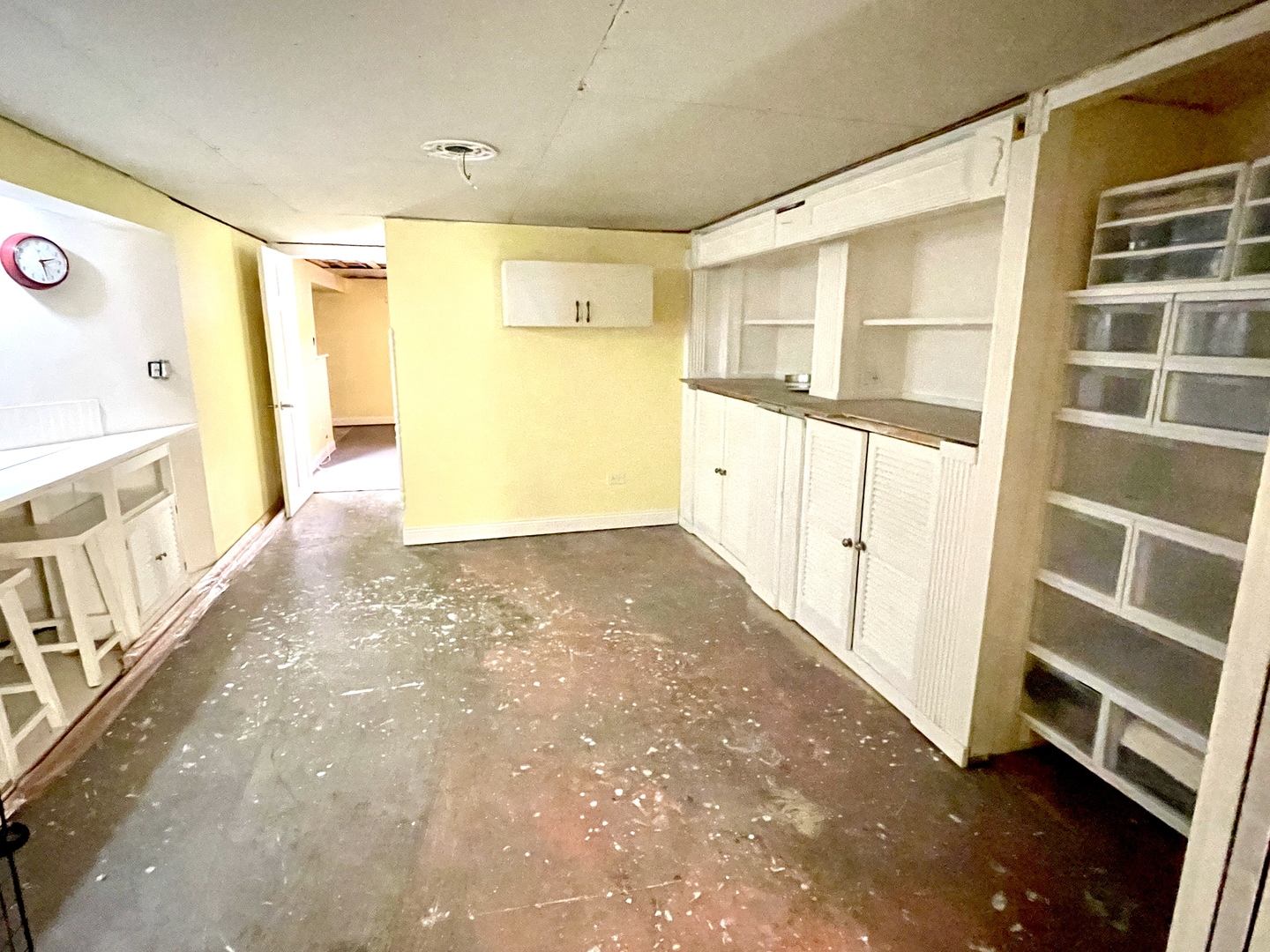 1214 N crabtree Lane