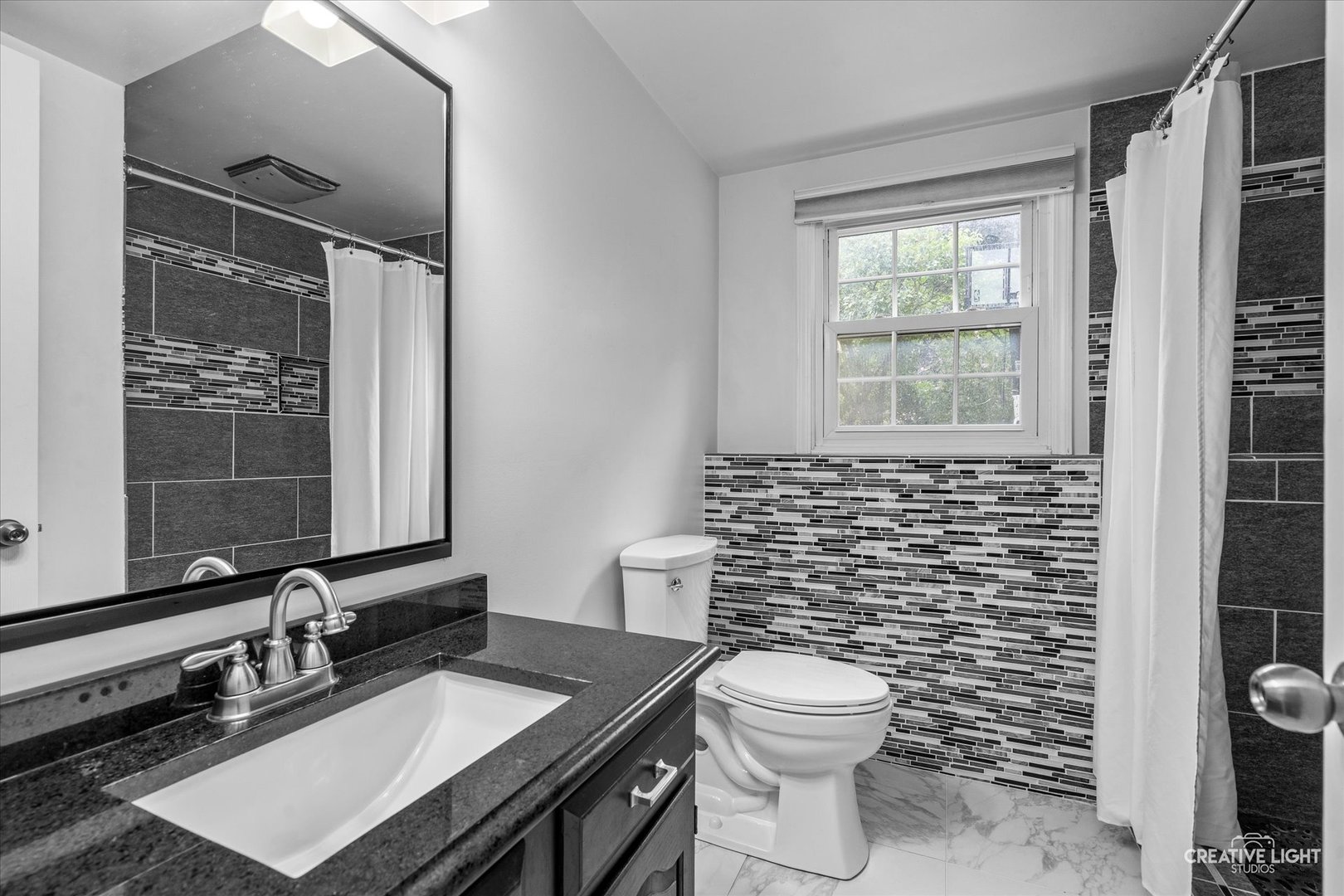 6N162 Far View Court