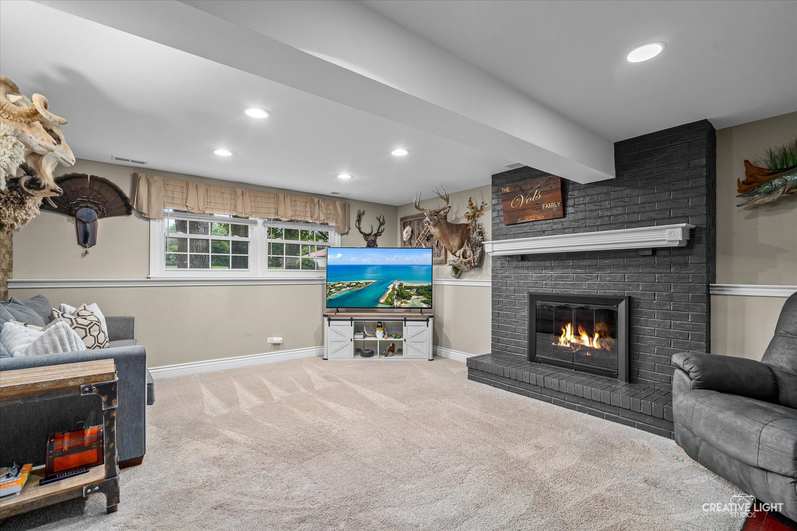 6N162 Far View Court