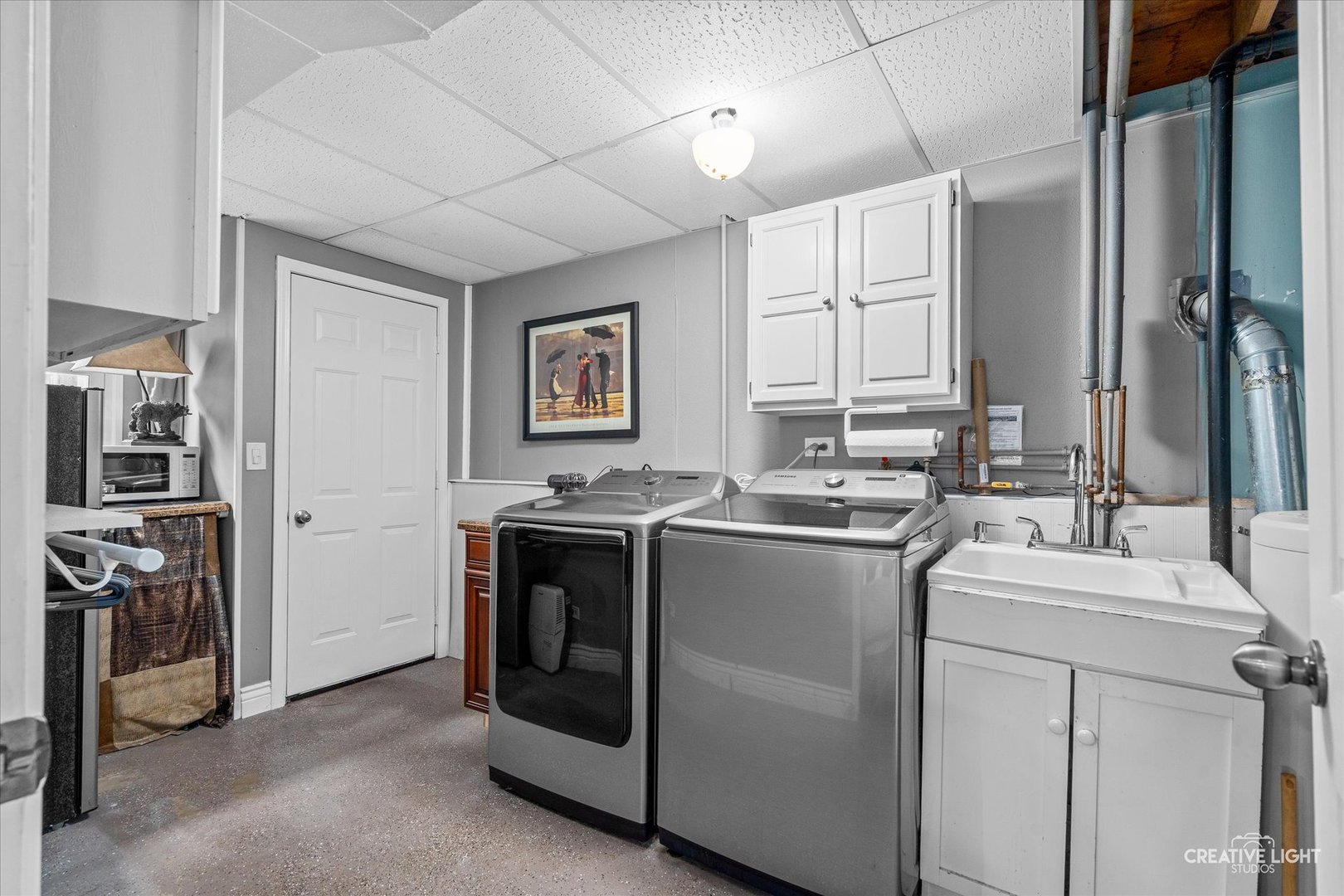 6N162 Far View Court