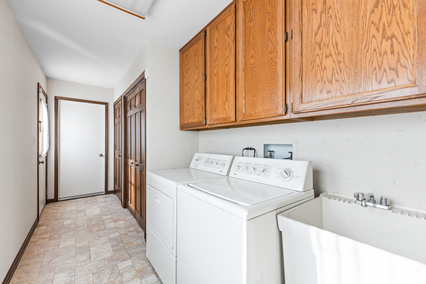 90 N Prairie Drive