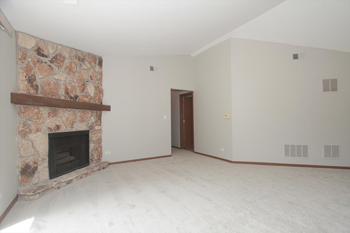 1611 W Partridge Court Unit: 8